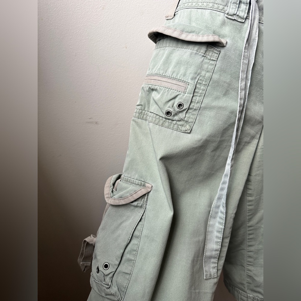 The Limited Vintage Y2K Drew Fit Low Rise Cargo Bermuda Shorts Sage Green S 10 - Picture 6 of 12